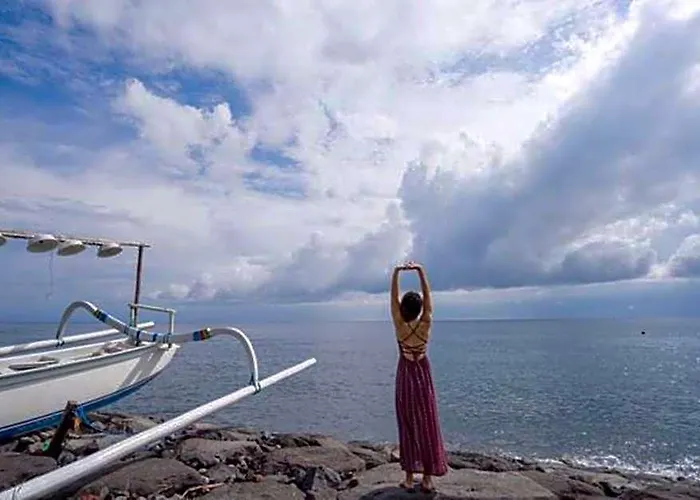 Pebble & Fins Bali Dive Station touristique